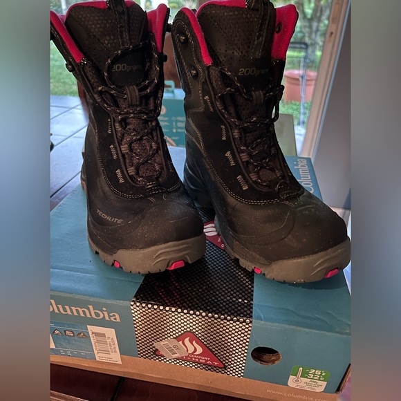 Columbia Bugaboot Plus black and bright rose boots size 7.5 women - Picture 2 of 9